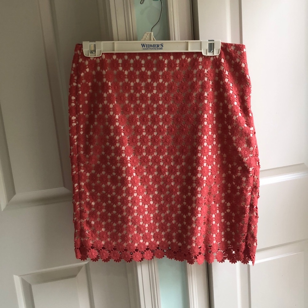 Floral lace skirt